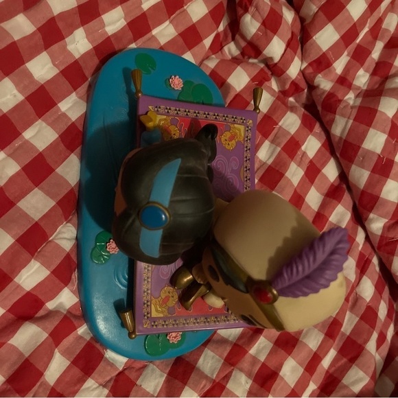 Funko Pop! Aladdin & Jasmine Magic Flying Carpet Ride Disney #480 Movie Moments - Picture 4 of 5